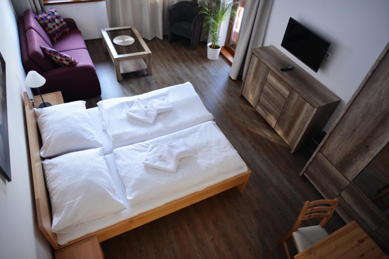 Ubytovani Skipot Apartment Potucky Екстериор снимка